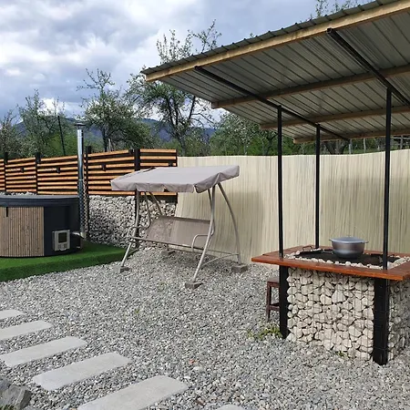 Lian House Jaktstuga Corbeni