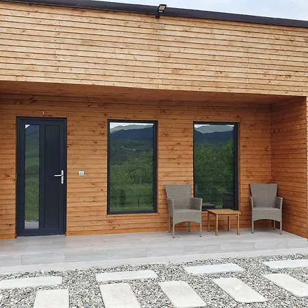 Lian House